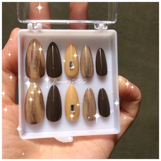 Nailbox/Móng thiết kế/Tặng kèm dũa và keo dán