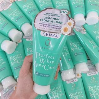 Sữa rửa mặt SENKA PERFECT WHIP ACNE CARE