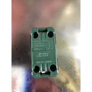 Hạt công tắc trung gian đa chiều Panasonic