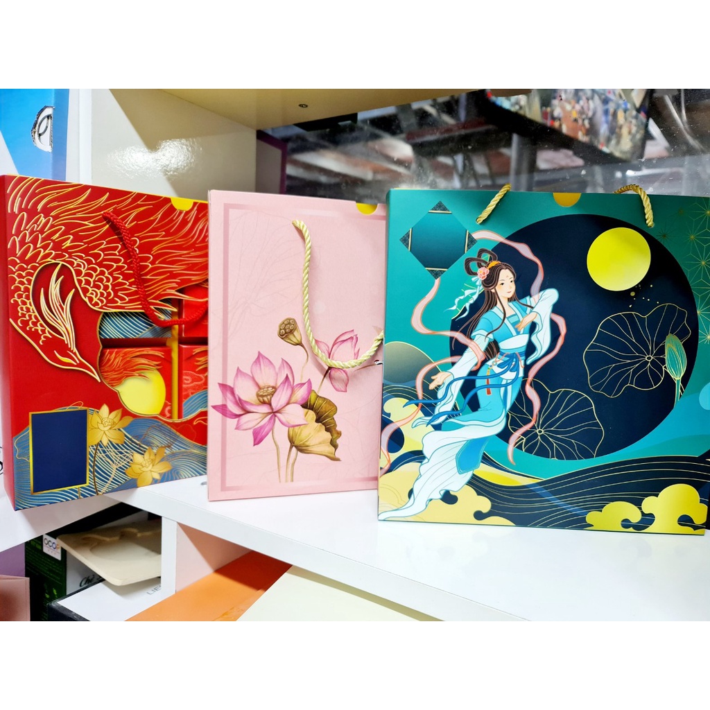 COMBO 50 SET HỘP BÁNH TRUNG THU 4 BÁNH 150 - 250G MẪU 2022
