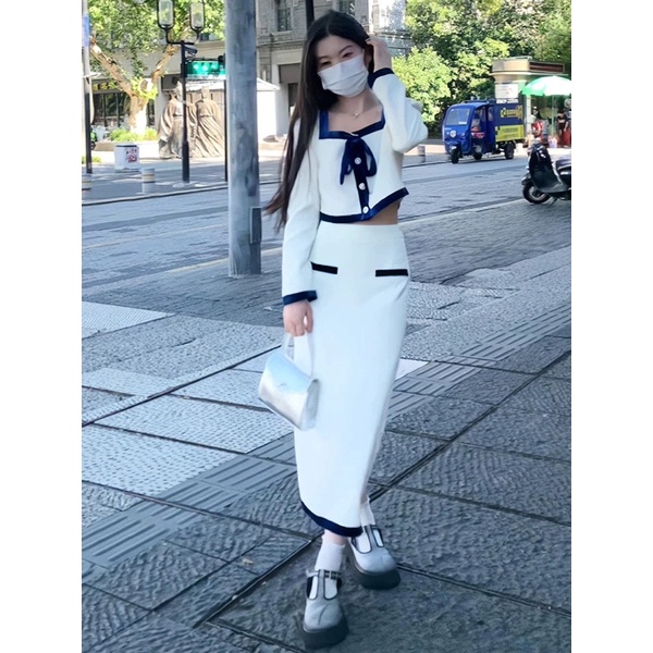 Set áo dạ croptop nơ ngực chân váy viền