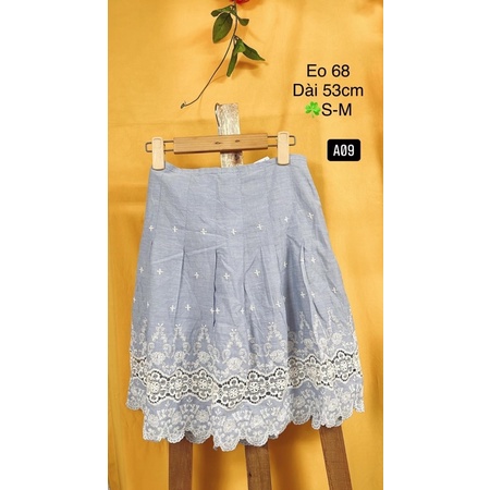 Chân váy xô hoạ tiết thêu size S-M.A09