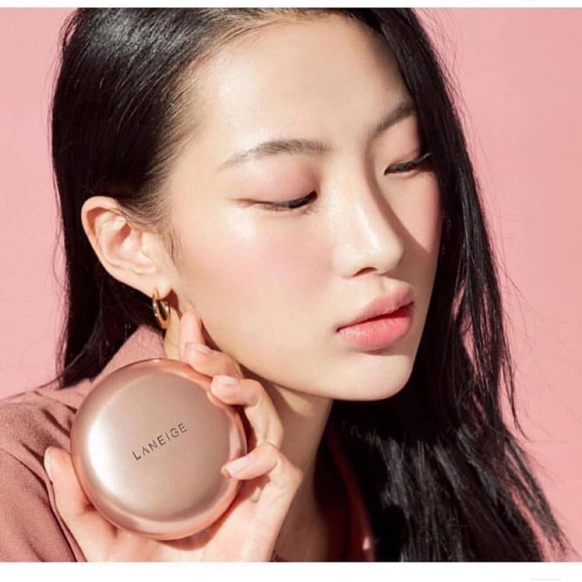 Phấn nền Cushion laneige layering