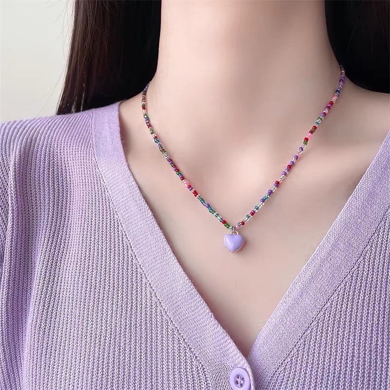 Vòng cổ hạt cườm charm tim