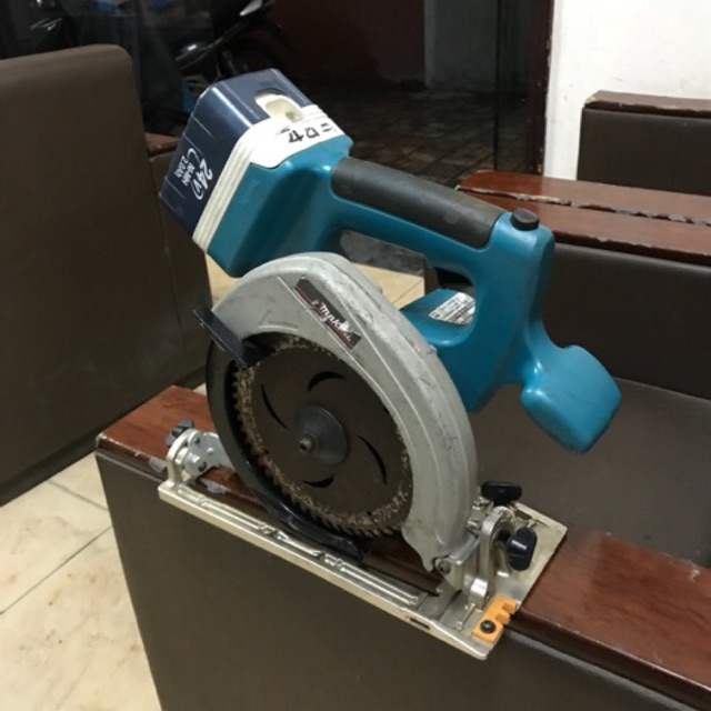 Bán thân máy+vỏ pin cưa đĩa makita 24v hàng Nhật nội địa cũ