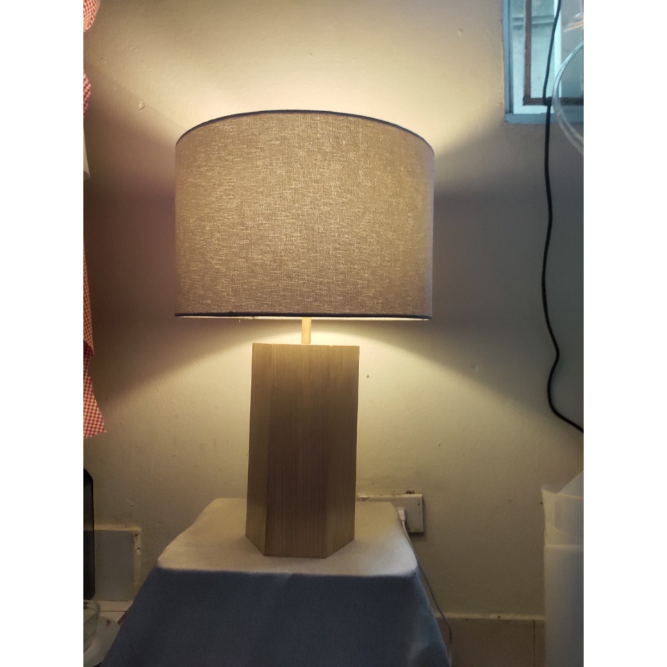 Đèn Ngủ Để Bàn Thân Gỗ Tần Bì Phong Cách Scandinavian - HD Lamp