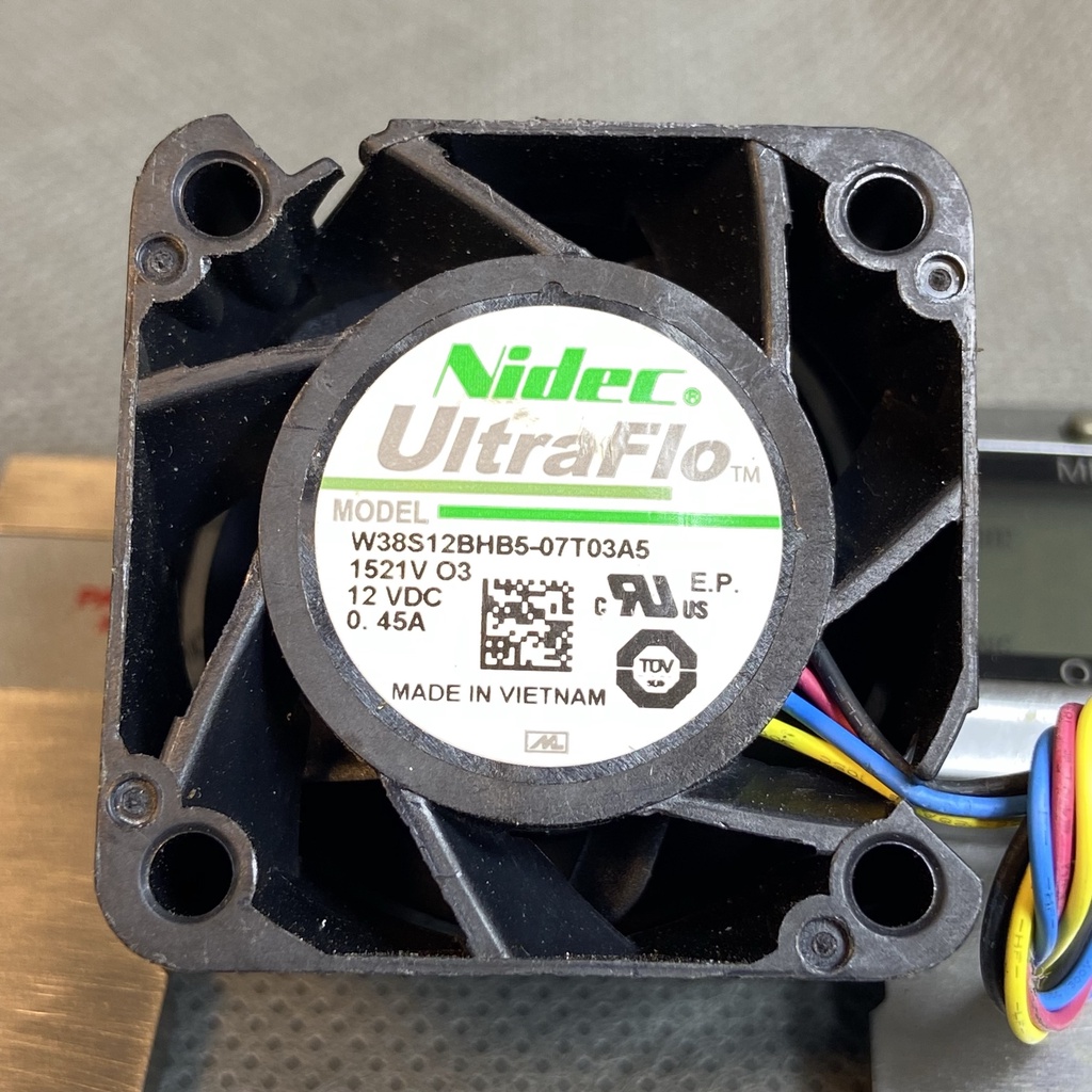 QUẠT 3.8cm NIDEC ULTRAFLO, 12V 0.45A. Gió mạnh. W38S12BHB5-07T03A5