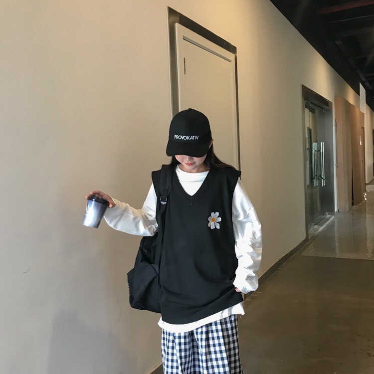 Áo gile unisex WIND form rộng thêu Hoa Cúc áo kiểu nam nữ oversize ulzzang | BigBuy360 - bigbuy360.vn