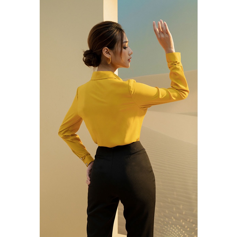 Quần loe xếp ly trang trí bên hông LEIKA
