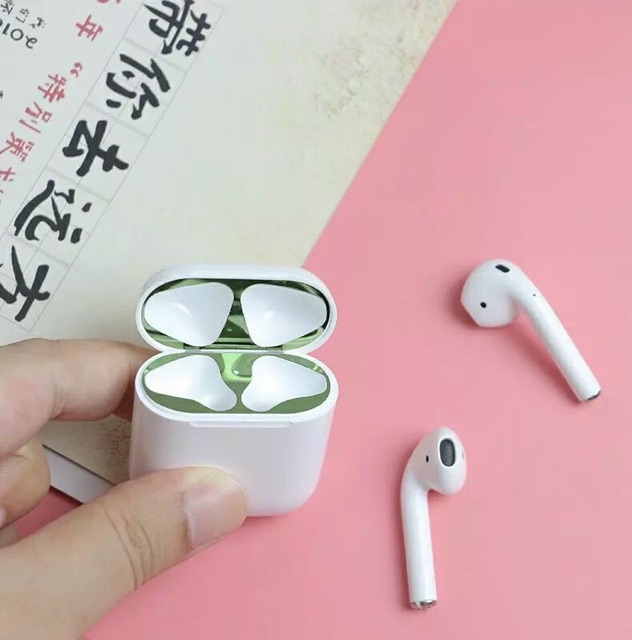 🌵 Miếng Dán Kim Loại Bảo Vệ Hộp Tai Nghe Airpods 1/2 - Pro 🌵 | BigBuy360 - bigbuy360.vn