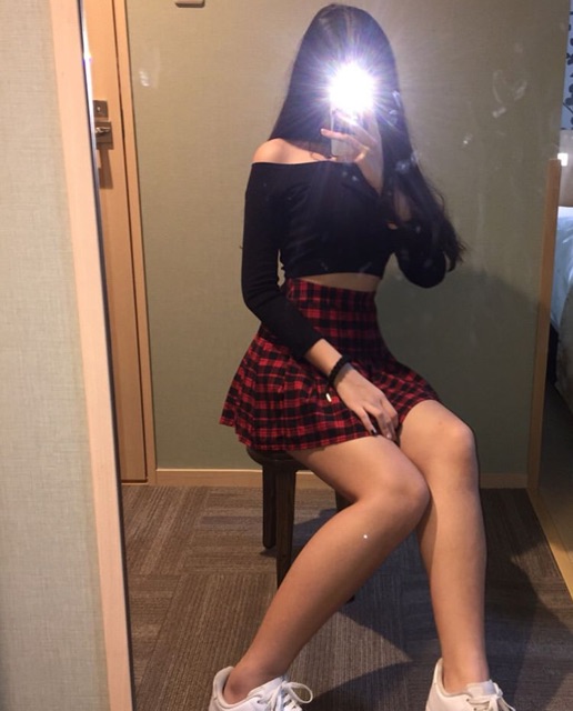 CROPTOP BẸT VAI TAY DÀI | BigBuy360 - bigbuy360.vn