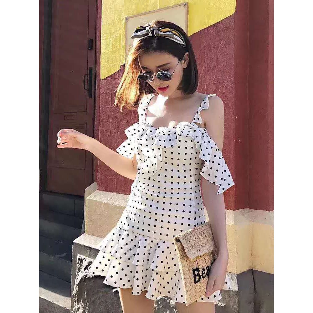 Đầm 2 dây bánh bèo