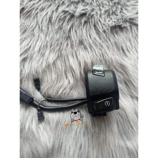 Cùm công tắc trái phải vario click 2018-2023