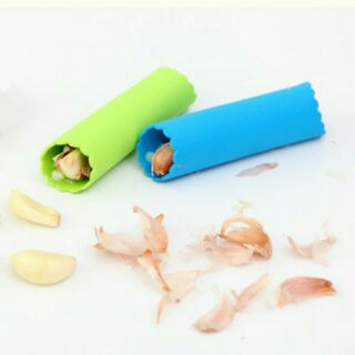 Dụng cụ bóc tỏi