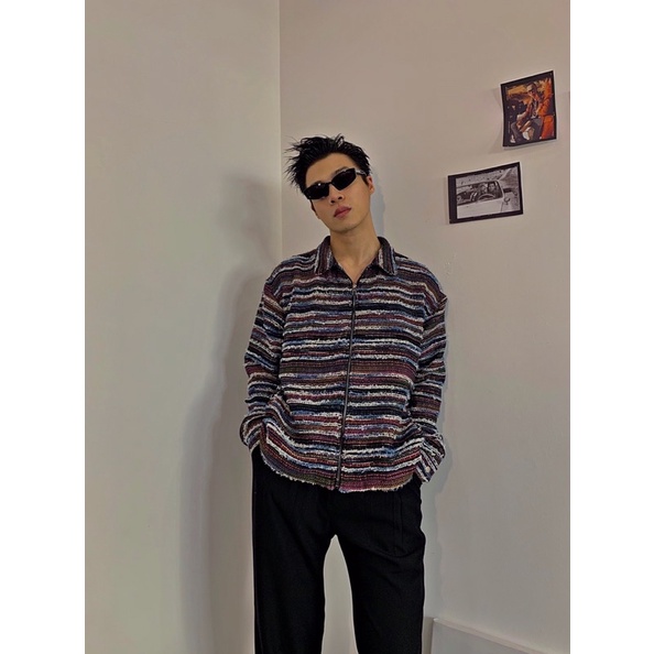 Áo khoác len mỏng text chỉ màu WAGG