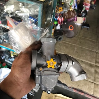 Bình xăng bông mai co tháp