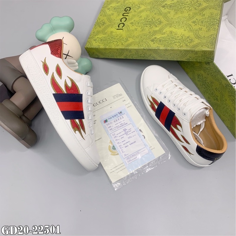 Giày Sneaker Da Nam Phối Thêu Vạch Lửa Siêu Sang