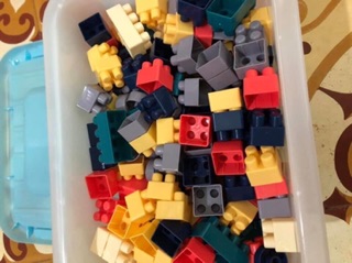 Bộ Lego 220 chi tiết