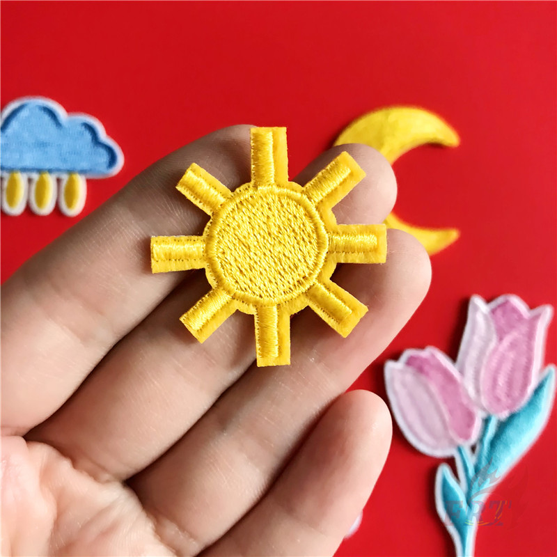 1 Sticker Ủi Thêu Hình Hoa Tulip / Mặt Trời / Mặt Trăng / Đen