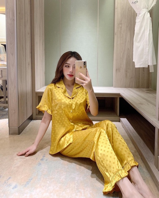 Bộ Pijama Lụa Gấm Bi Viền Bèo | BigBuy360 - bigbuy360.vn