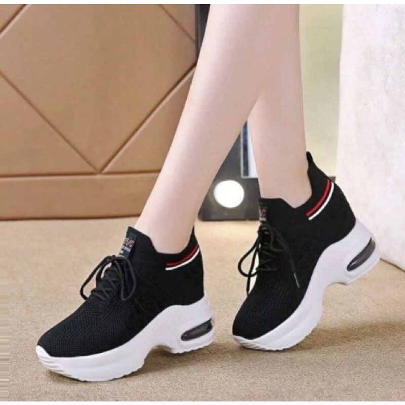 Giày thể thao đế độn nữ 9cm