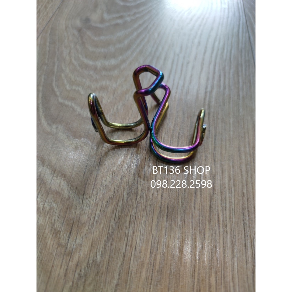 Móc Treo Đồ Xe Máy Mỏ Vịt - Titan / inox / Vàng