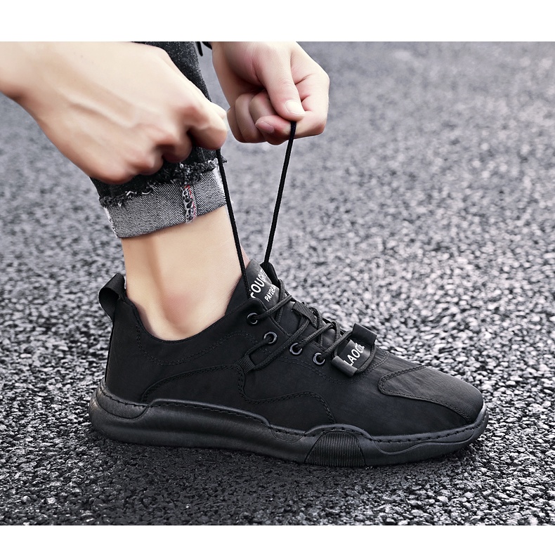 Giày sneaker nam có tì vết | BigBuy360 - bigbuy360.vn