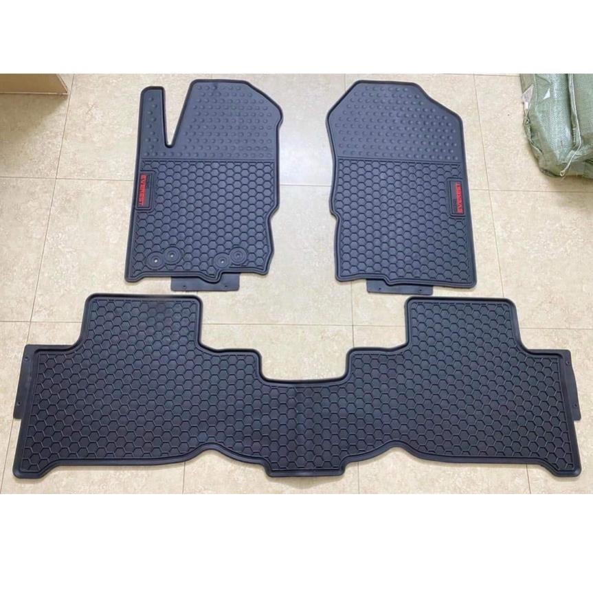 Lót sàn cao su xe Ford Everest 2017 2018 2019 2020 2021 cao cấp