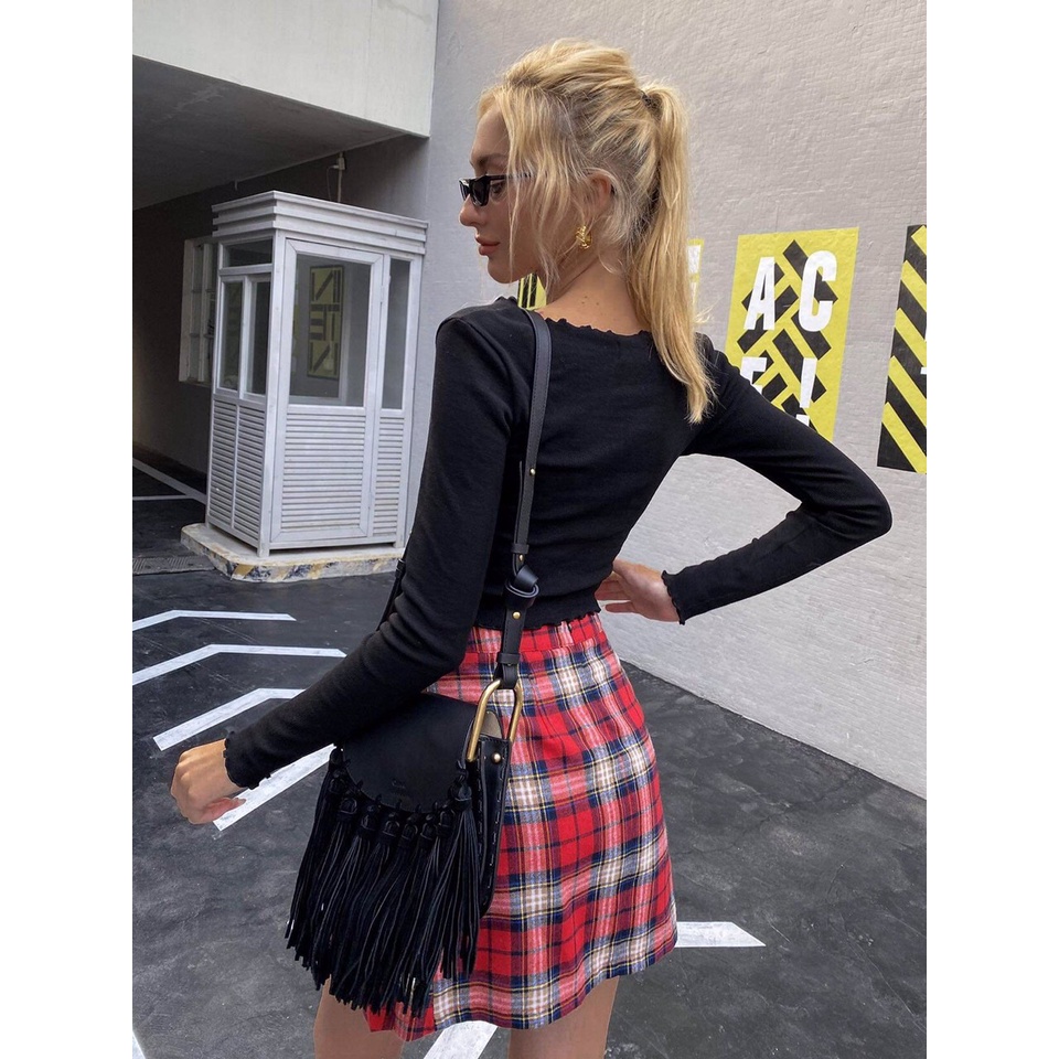 Áo Croptop F21 Thun Cotton Gân 4 Chiều Tay Dài Đen In Họa Tiết - 3347