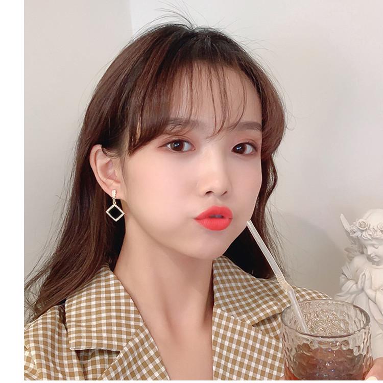 Ống Tiêm Dài Thời Trang Thanh Lịch