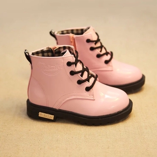 boot da bóng ngắn cổ