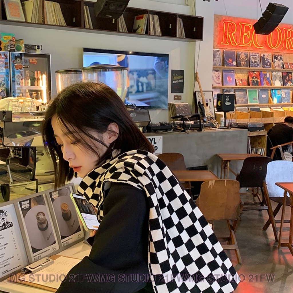 Khăn choàng hoạt tiết ô cờ MG STUDIO