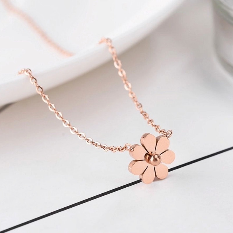 dây chuyền nữ Titan 18k vàng bằng thép không gỉ Vòng cổ nữ Hoa cúc Phụ kiện Hàn Quốc