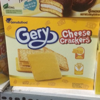 Gery cheese crackers