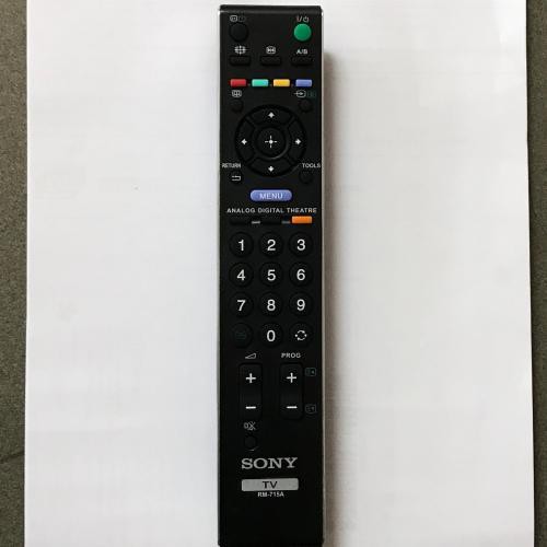 Điều Khiển TV SONY Đa Năng RM-715A - Dùng cho các dòng TV LCD/LED SONY mới nhất (tặng đôi pin)