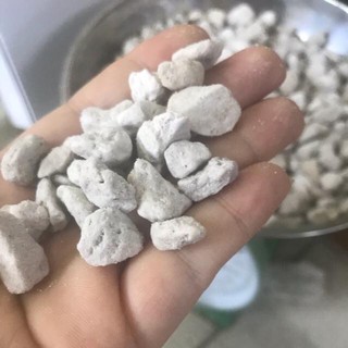 đá nham thạch trắng 1kg