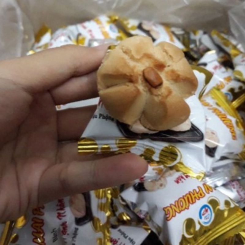 BÁNH HẠNH NHÂN ĐẬU PHỘNG