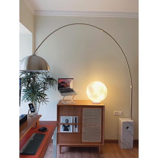 Đèn để bàn Moon lamp trang trí phòng khách và phòng ngủ phong cách Châu Âu