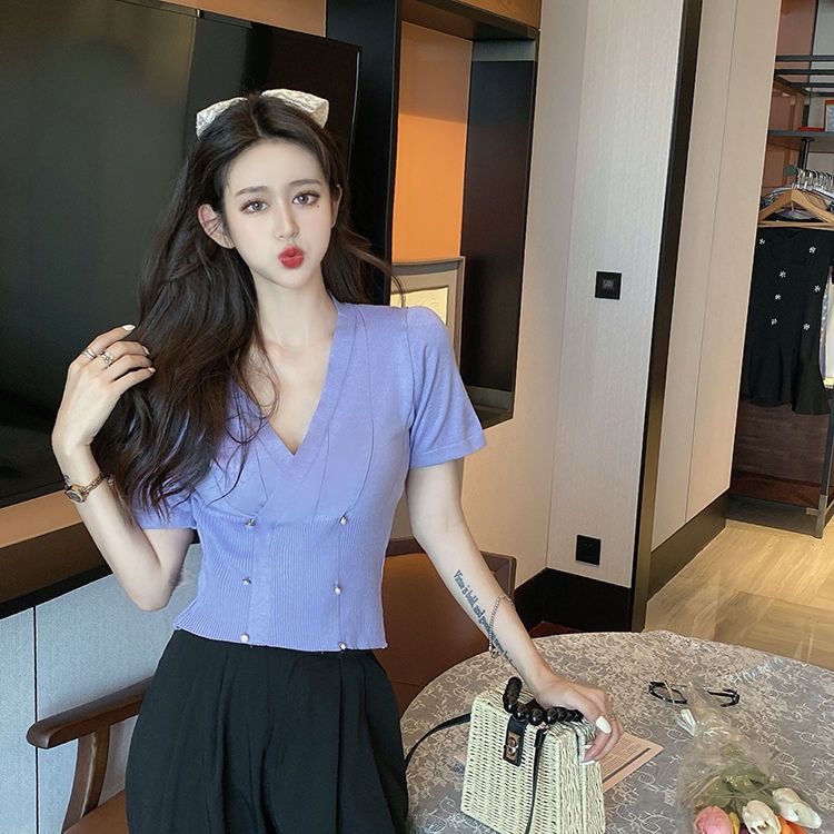 Áo Thun Croptop Dệt Kim Tay Ngắn Cổ Chữ V Dáng Ôm Thời Trang Mùa Hè 2020 Mới Mẻ Gợi Cảm Dành Cho Bạn Nữ