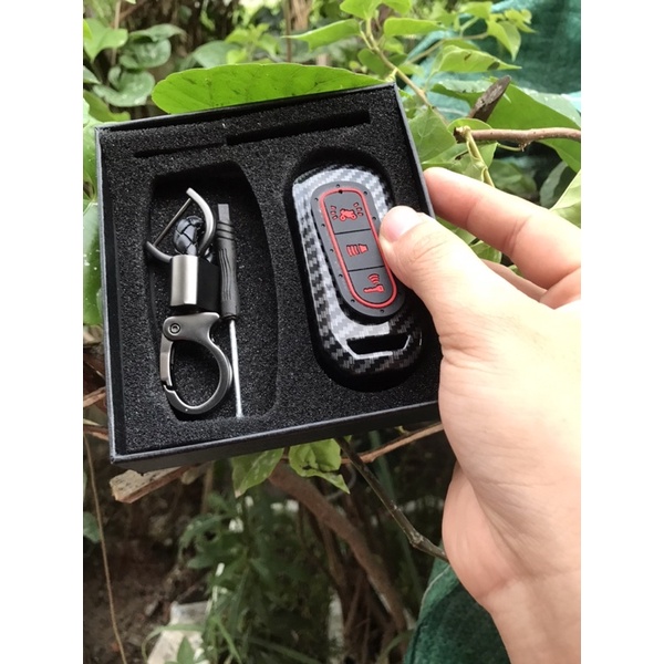 Ốp khoá cacbon 3 nút Sh/Sh more tặng kèm móc hộp kèm