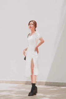Đầm váy trắng đuôi cá xẻ tà (kèm hình thật)