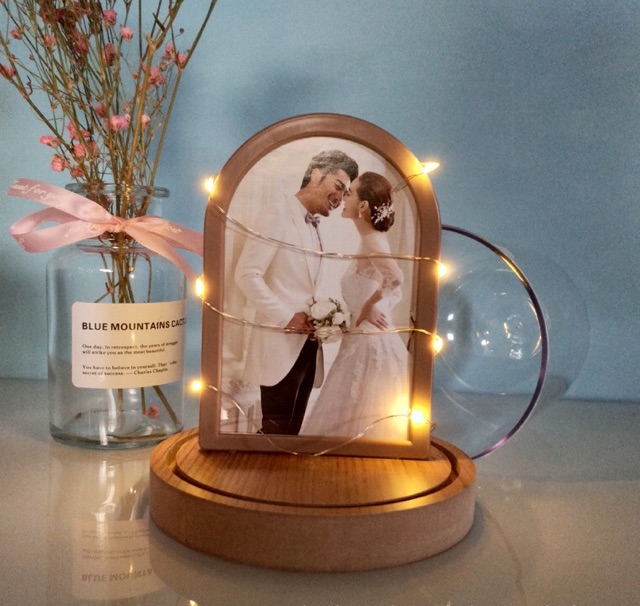 Khung ảnh trong hộp gắn đèn led tuyệt đẹp | BigBuy360 - bigbuy360.vn