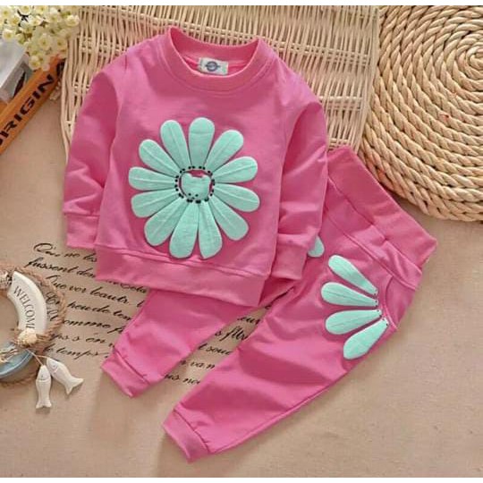Bộ đồ chơi điều khiển từ xa dành cho trẻ em từ 0-6 tuổi