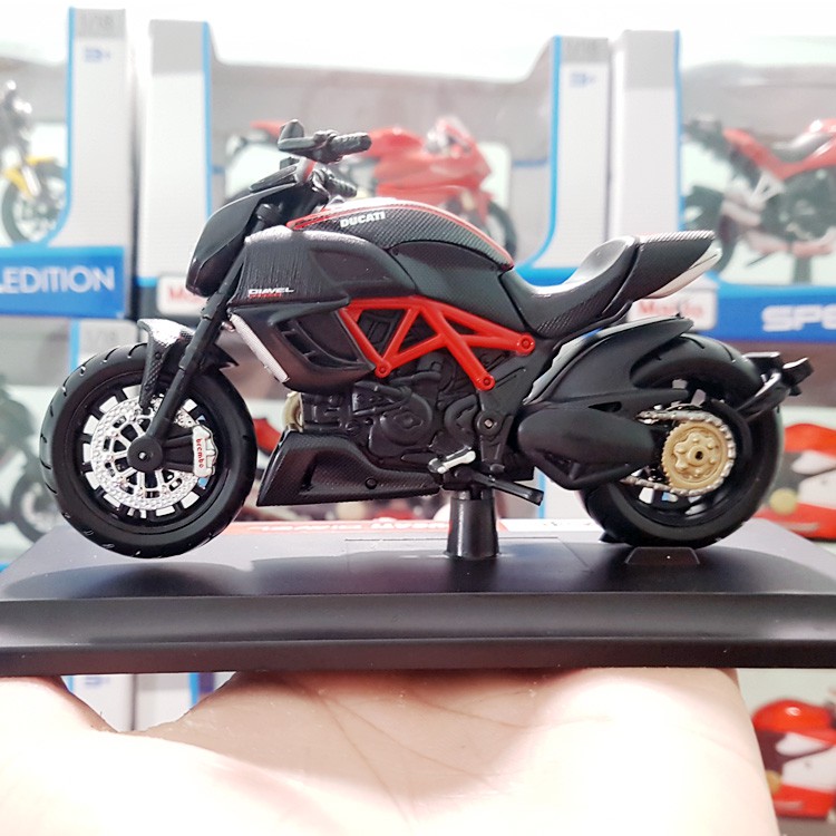 Mô Hình Xe Moto Ducati Diavel