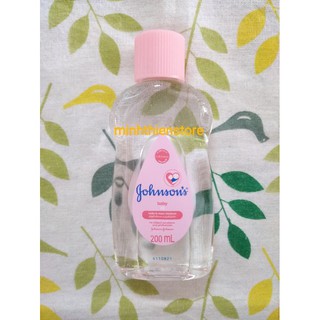 Dầu Massage dưỡng ẩm Johnson's Baby Oil chai 200ml