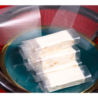 Giấy gạo bọc kẹo