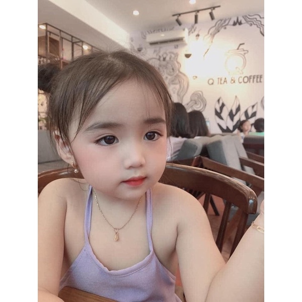 Áo len hở vai