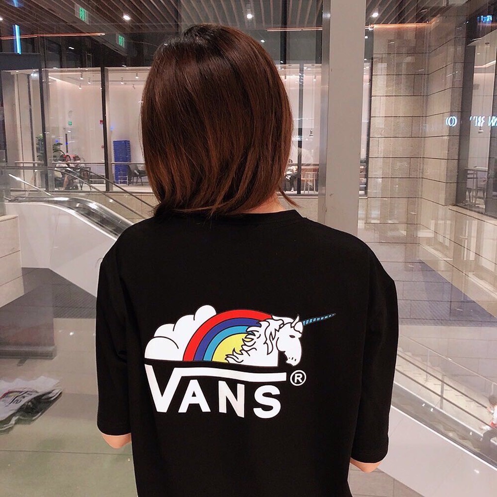 𝕍𝔸ℕ𝕊 áo thun nam nữ chất cotton cao cấp