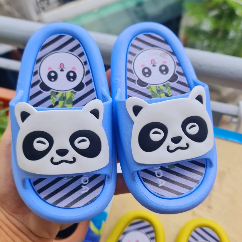 Dép bánh mì cho bé trai bé gái hình gấu trúc dễ thương cao su siêu mềm