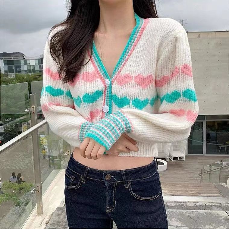 Áo Khoác Cardigan Dệt Kim Tay Dài Cổ Chữ V Họa Tiết Trái Tim Xinh Xắn Cho Nữ